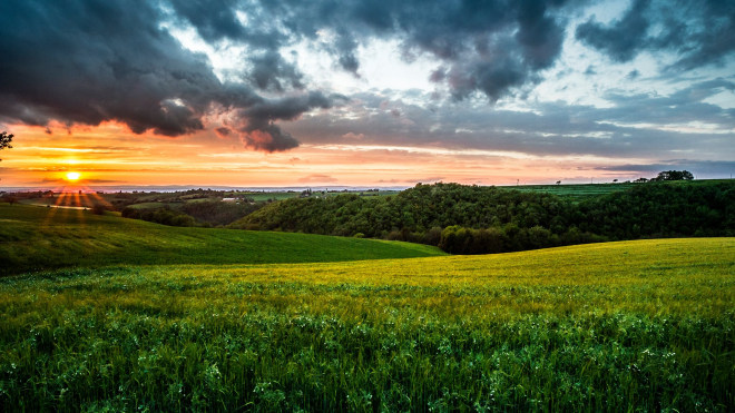 Paysage avec coucher de soleil