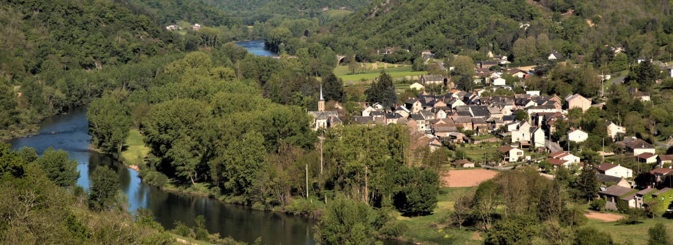 Village de Trébas-lesBains vue en hauteur